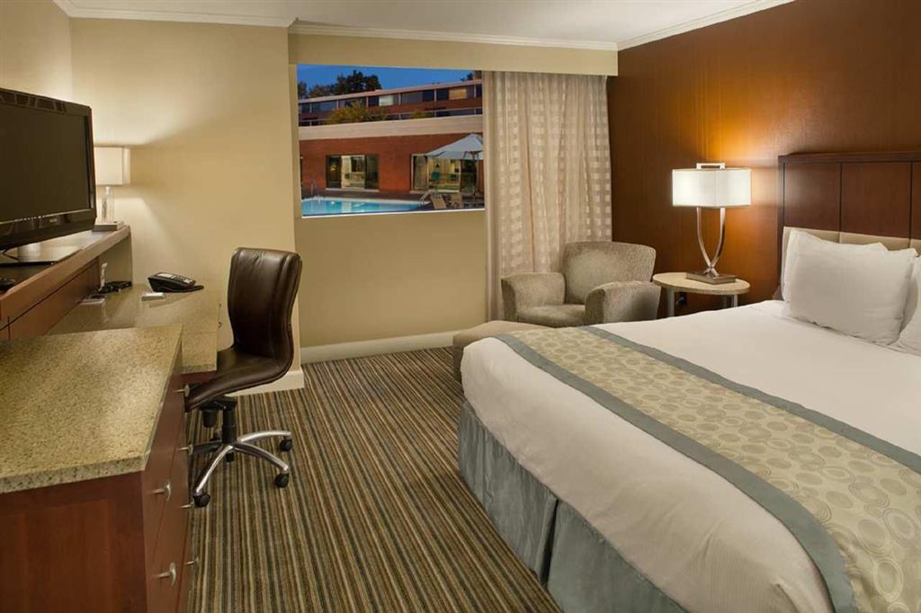 Doubletree By Hilton Akron Fairlawn Pokoj fotografie
